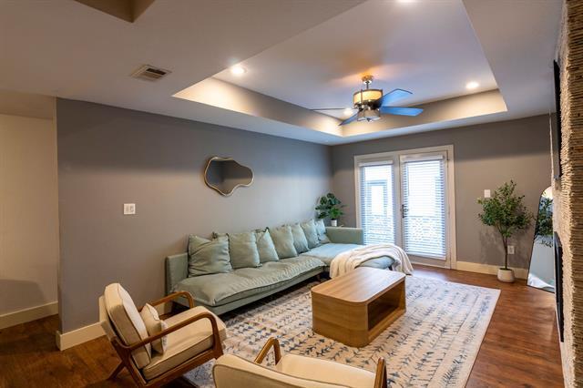 Building Photo - 3845 Convent St