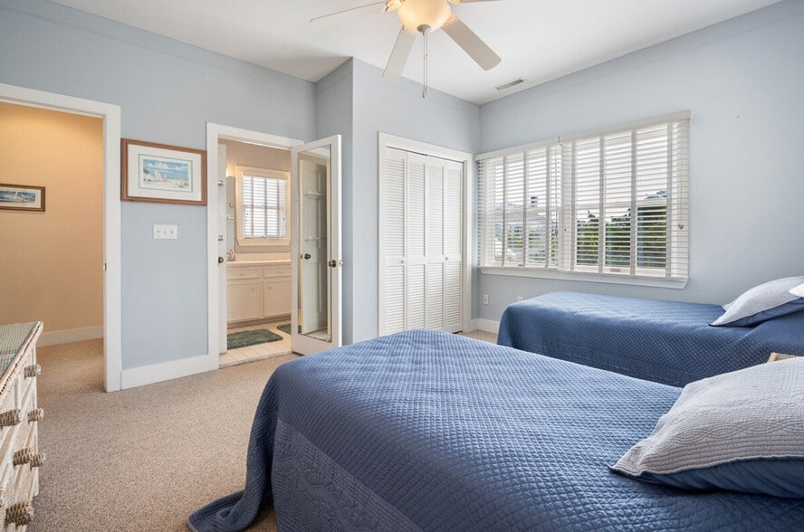 Building Photo - 96 Ocean Park Loop