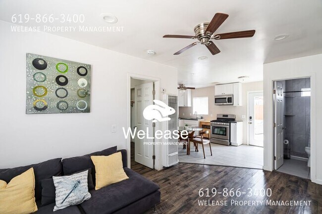Building Photo - 4833 1/2 Lantana Drive-