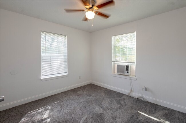 Building Photo - 2978 Goliad St