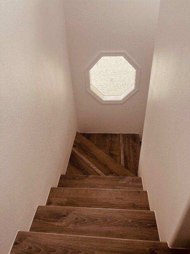 Building Photo - 2115/2125 Duplex