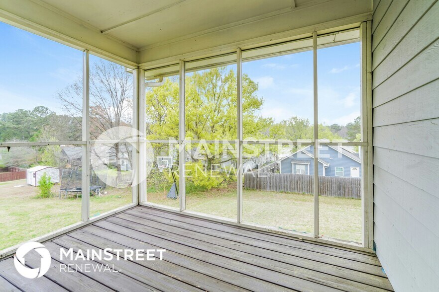 Building Photo - 1260 Iron Gate Blvd