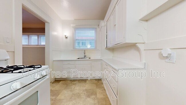 Building Photo - 1502 Alice St