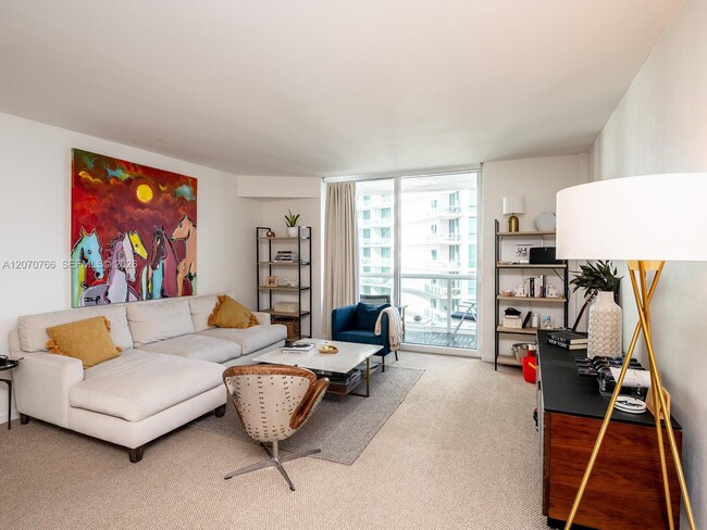 Building Photo - 10275 Collins Ave