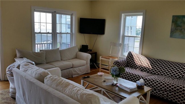 Building Photo - 7 Defelice Rd