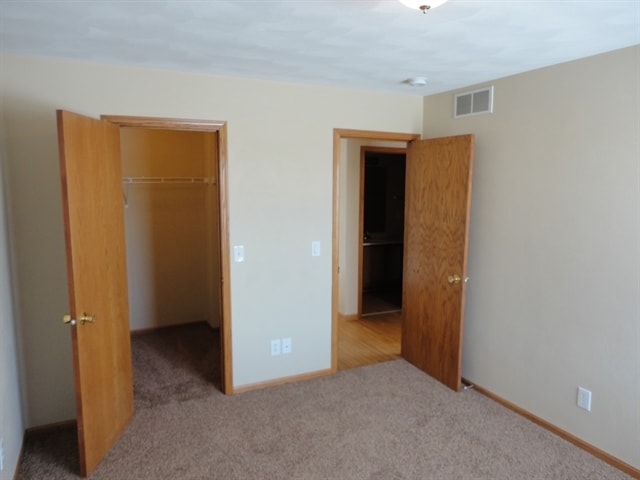 Building Photo - 7063 Equestrian Cir