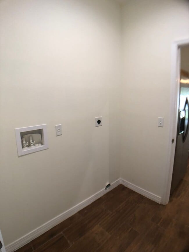 Building Photo - Brand new 3 bedroom 2 bath