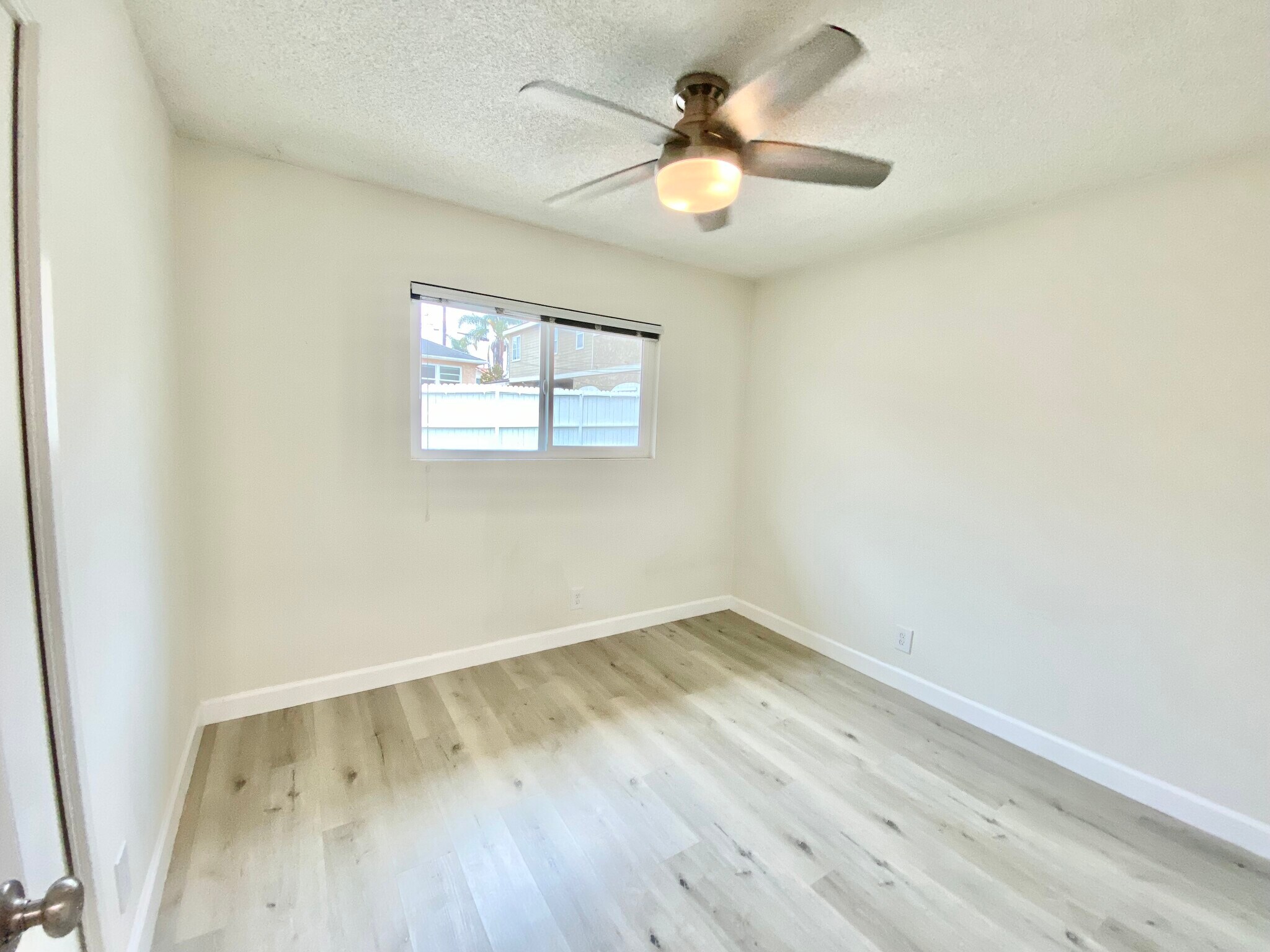 Building Photo - 2019 Curtis Ave