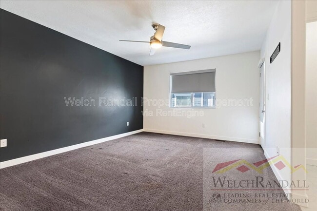 Building Photo - 15271 S Reins Wy