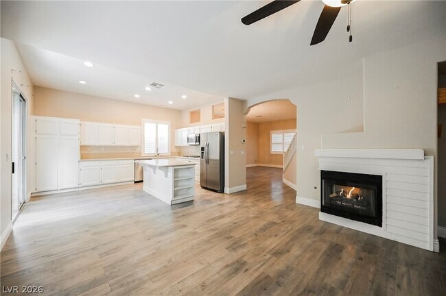 Building Photo - 2343 Brockton Way
