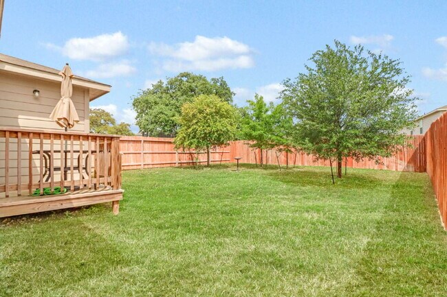 Building Photo - 15327 Shortwing