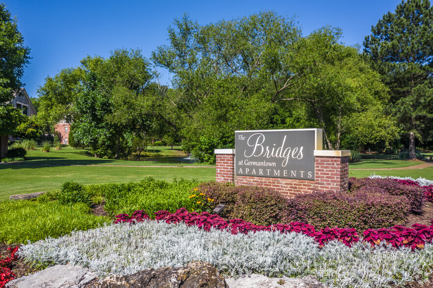 Building Photo - The Bridges at Germantown Apartments