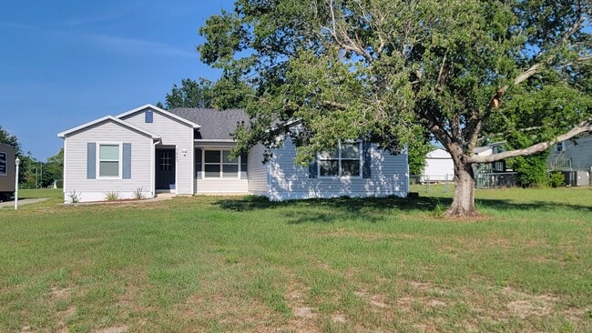 Primary Photo - 7683 County Rd 109 E