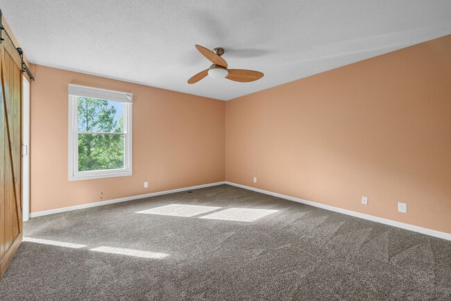 Building Photo - Nice all brick home- in the heart of Sango!