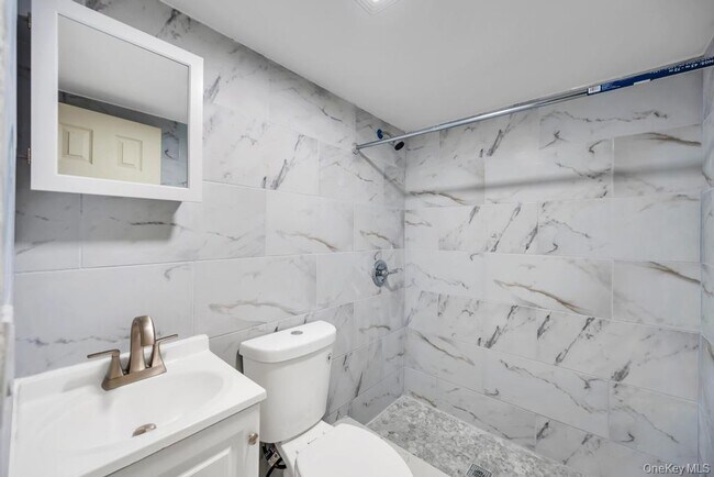 Building Photo - 3685 Prairie Path