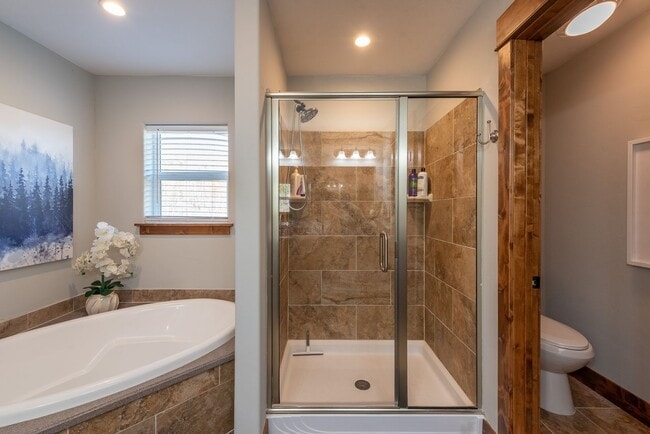 Building Photo - Brand New Home Located in the Heart of Winter Park!