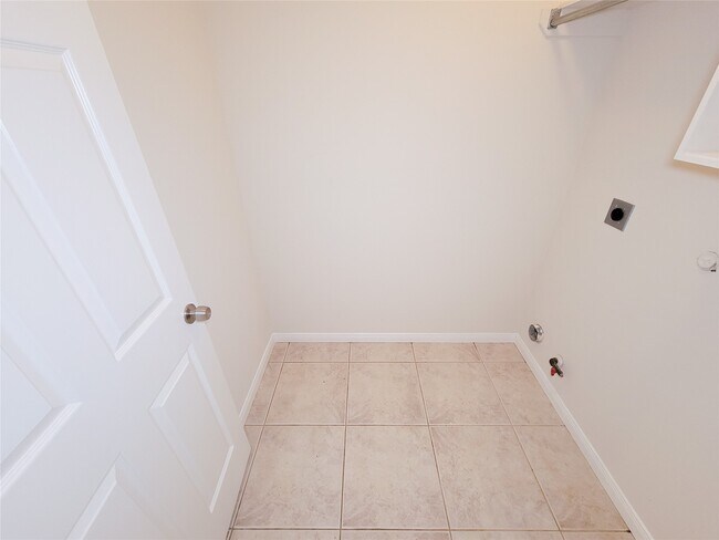 Building Photo - 8410 Major Blizzard Dr