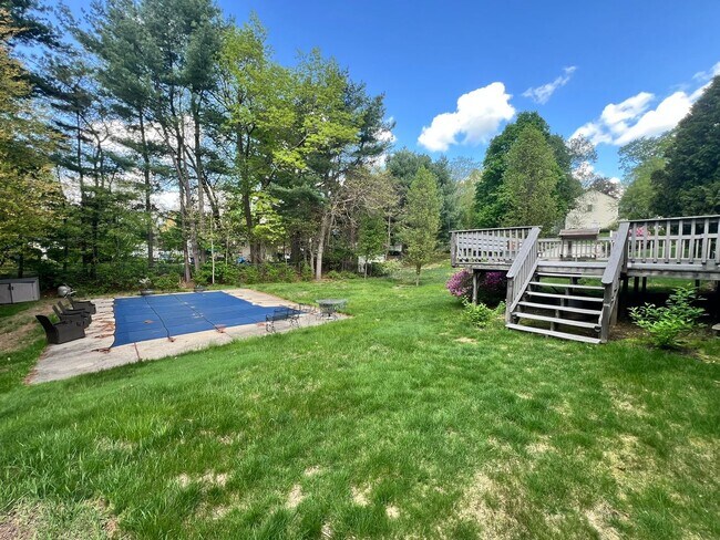 Building Photo - Single Family, Raised Ranch With Many Upda...