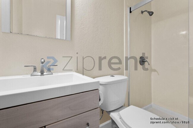 Building Photo - 454 Bolinger Common