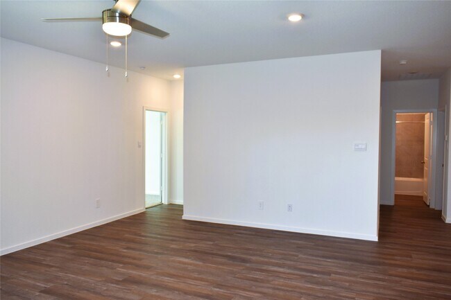 Building Photo - 27307 Azure Fls Dr