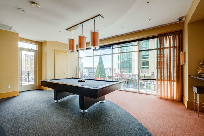 Building Photo - 155 Potomac Passage