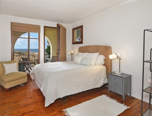 Building Photo - 1131 Emerald Bay