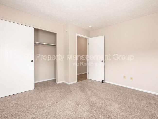 Building Photo - 1241 Villa Oaks Ct