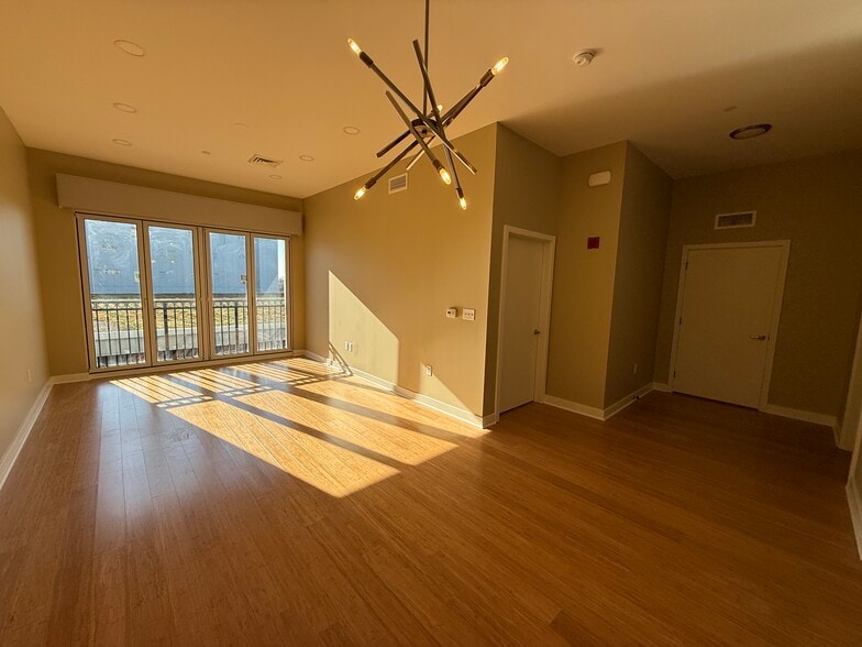 Building Photo - 530 Harlan Blvd