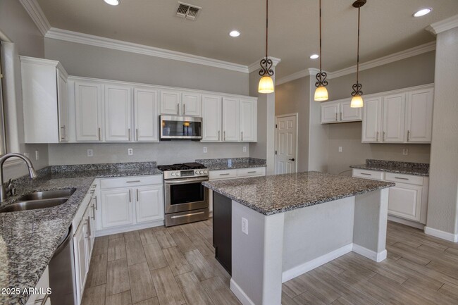Building Photo - 38540 N Vista Hills Ct