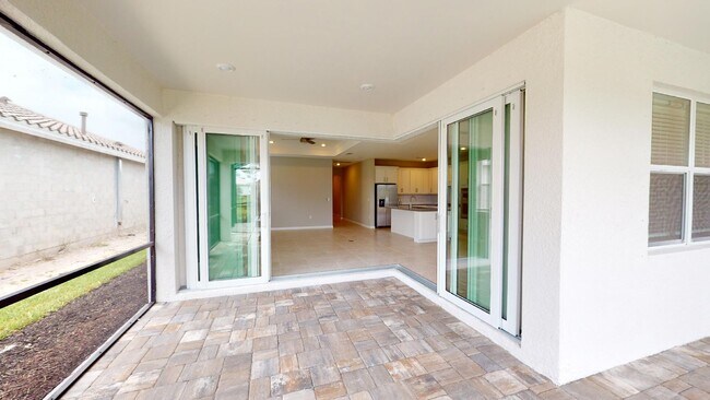 Building Photo - 25569 Emerald Bnd Cir