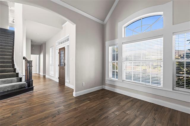 Building Photo - 5517 Greenview Ct
