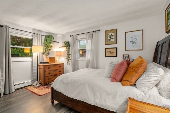 Building Photo - 62 Gregory Rd