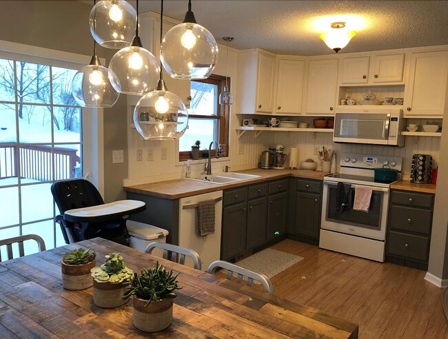 Building Photo - 3338 7th St NW