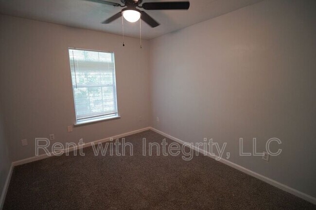 Building Photo - 2446 Talco Hills Dr