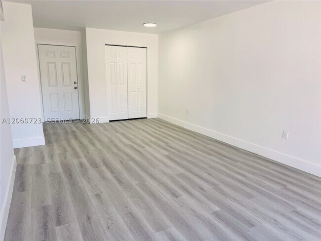 Building Photo - 6095 W 18th Ave