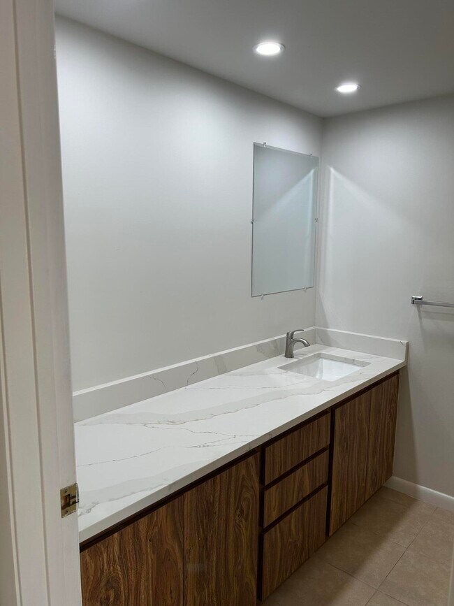 Building Photo - 5510 55th Way