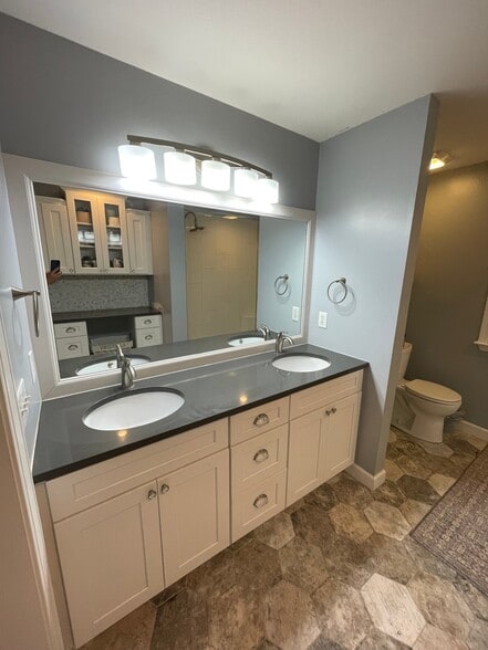 Building Photo - 3405 McGee Cove