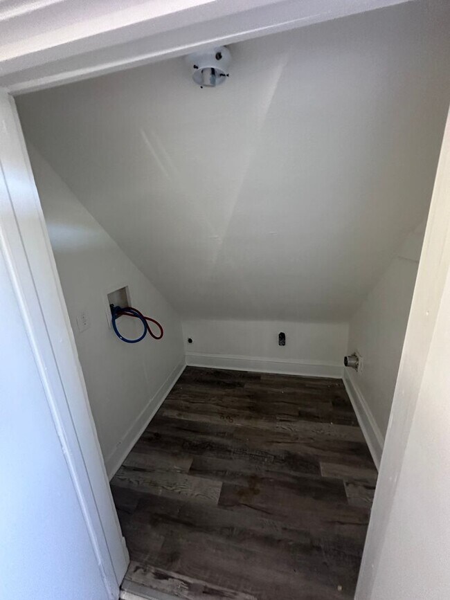 Building Photo - NEW SINGLE FAMILY HOUSE!!!