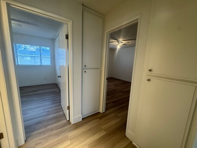 Building Photo - LA 789 - Rudolph