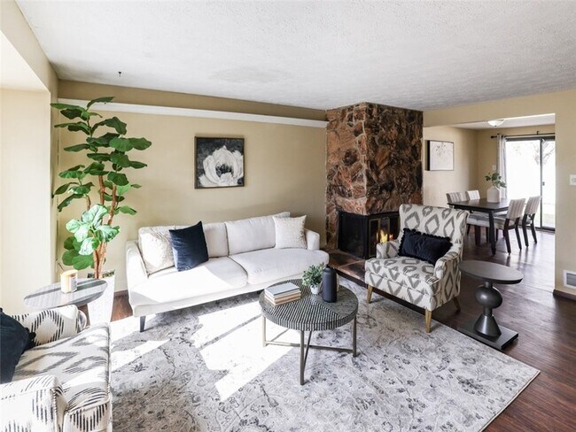 Building Photo - 109 Serendipity Dr