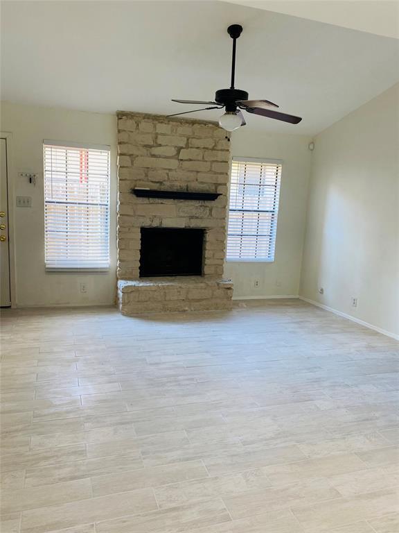 Building Photo - 12412 Deer Falls Dr