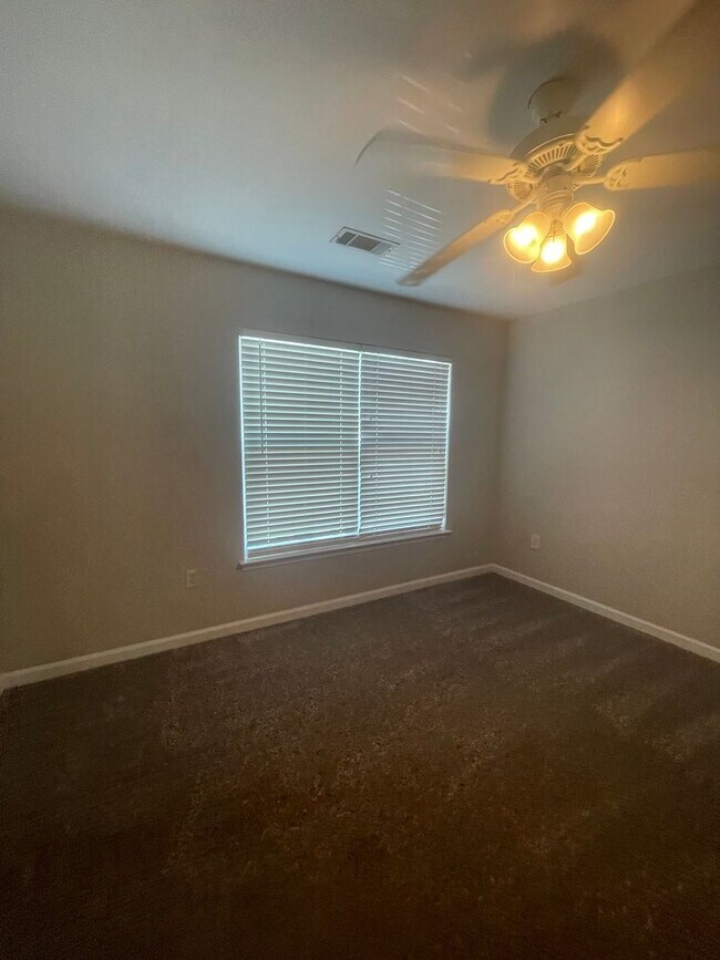 Building Photo - 06-205 Fisher