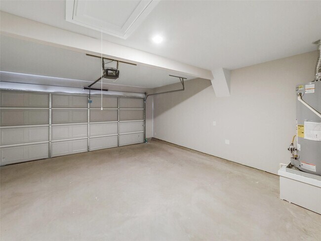 Building Photo - 11618 Lazy Oak Crk Dr