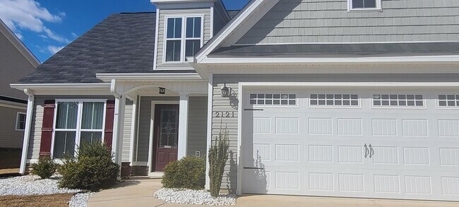 Building Photo - 2121 Grv Lndg Wy