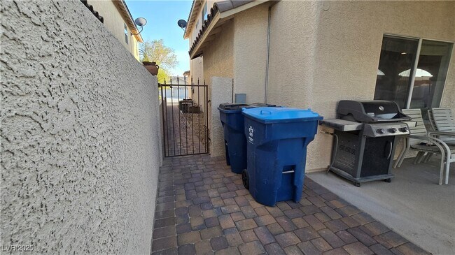 Building Photo - 6140 Peggotty Ave