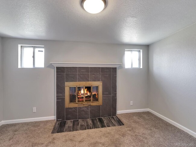 Building Photo - Fully renovated ranch style home near Ansc...