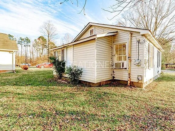 Building Photo - 1235 Roberts St