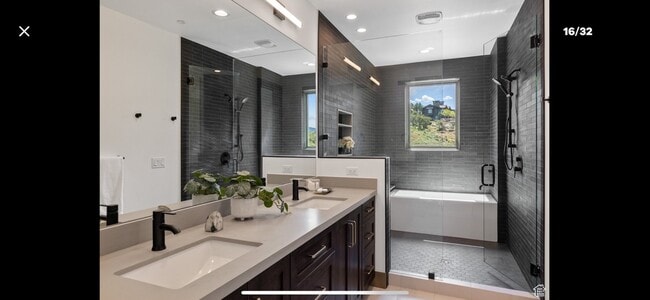 Building Photo - 364 Red Ledges Village Way