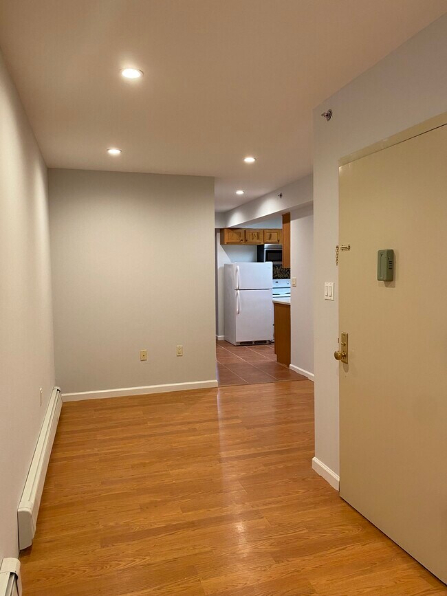 Building Photo - 3059 38th St