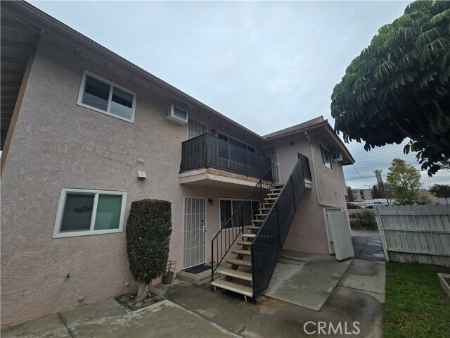 Building Photo - 6051 Lemon Ave